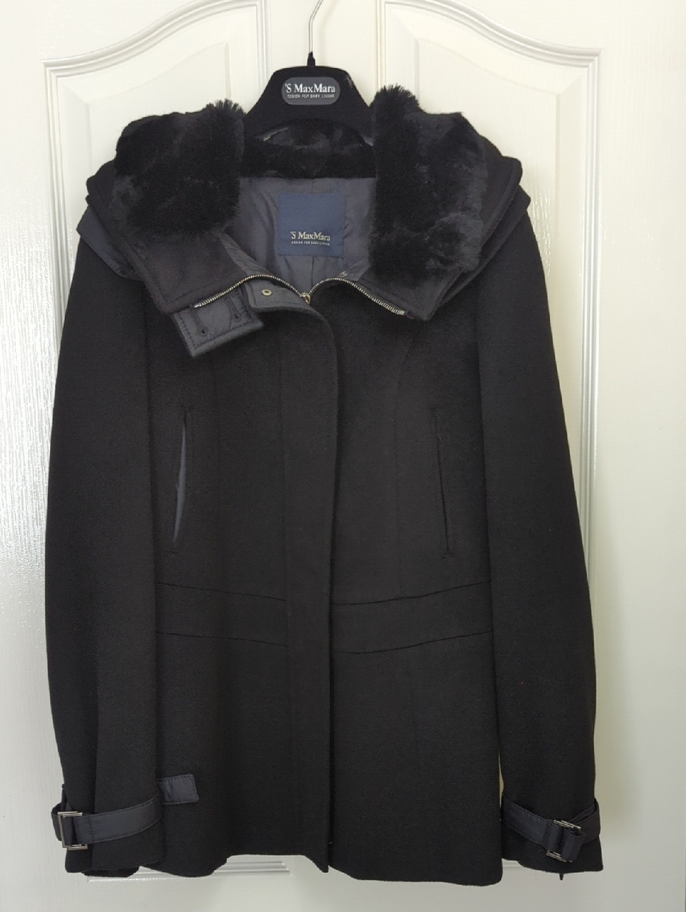MaxMara S Size Black Wool-Blend Pea Coat with Faux Fur Collar